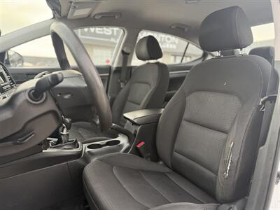 2017 Hyundai ELANTRA SE *ONE OWNER, NO ACCIDENTS*   - Photo 10 - Edmonton, AB T5S 1R1