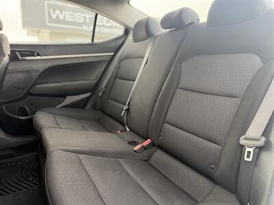 2017 Hyundai ELANTRA SE *ONE OWNER, NO ACCIDENTS*   - Photo 11 - Edmonton, AB T5S 1R1