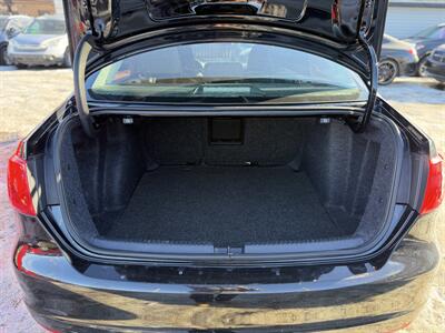 2011 Volkswagen Jetta SE   - Photo 12 - Edmonton, AB T5S 1R1