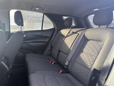 2020 Chevrolet Equinox LT *ONE OWNER* - Photo 12 - Edmonton, AB T5S 1R1