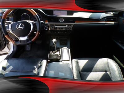 2013 Lexus ES 300h   - Photo 13 - Rockwall, TX 75032