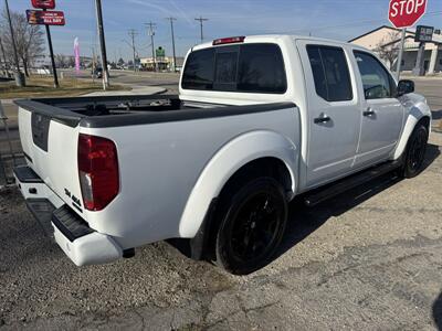 2018 Nissan Frontier SV - Photo 4 - Meridian, ID 83642