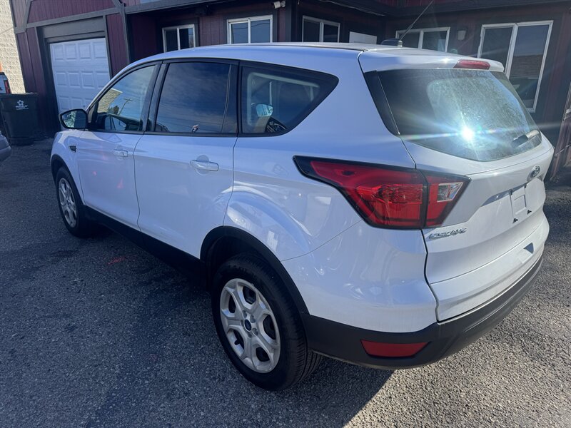 2019 Ford Escape S - Photo 8 - Meridian, ID 83642