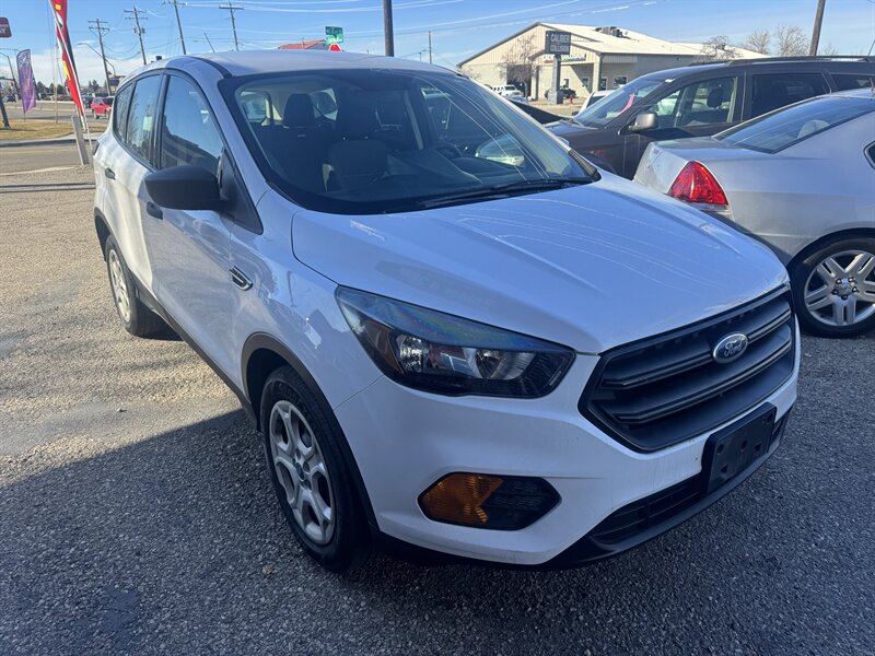 2019 Ford Escape S   - Photo 1 - Meridian, ID 83642
