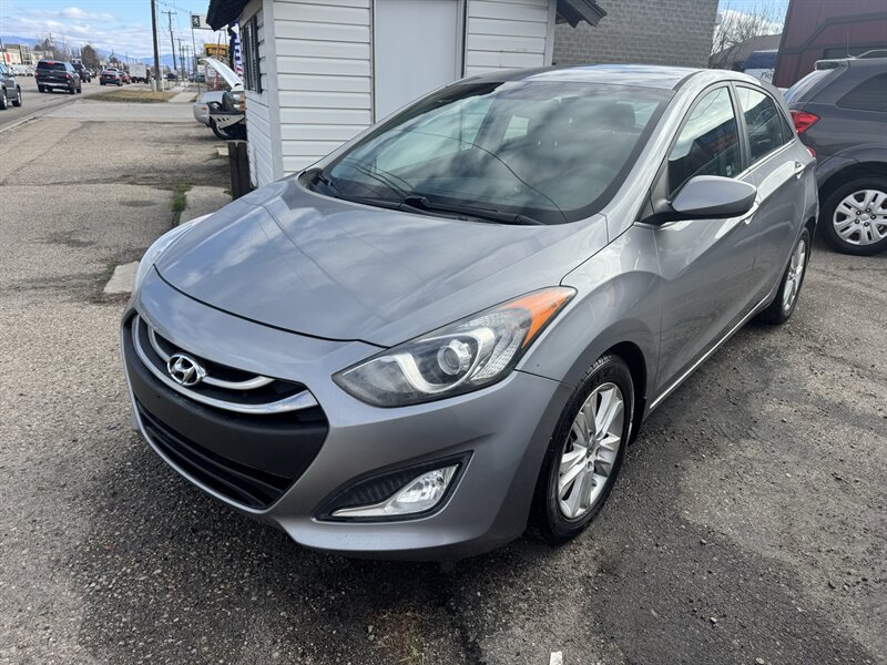 2013 Hyundai ELANTRA GT - Photo 2 - Meridian, ID 83642