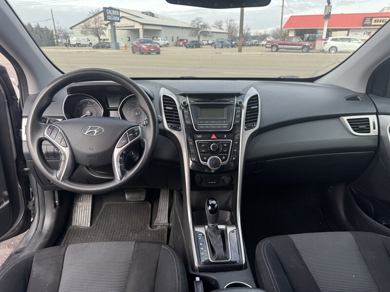 2013 Hyundai ELANTRA GT - Photo 5 - Meridian, ID 83642