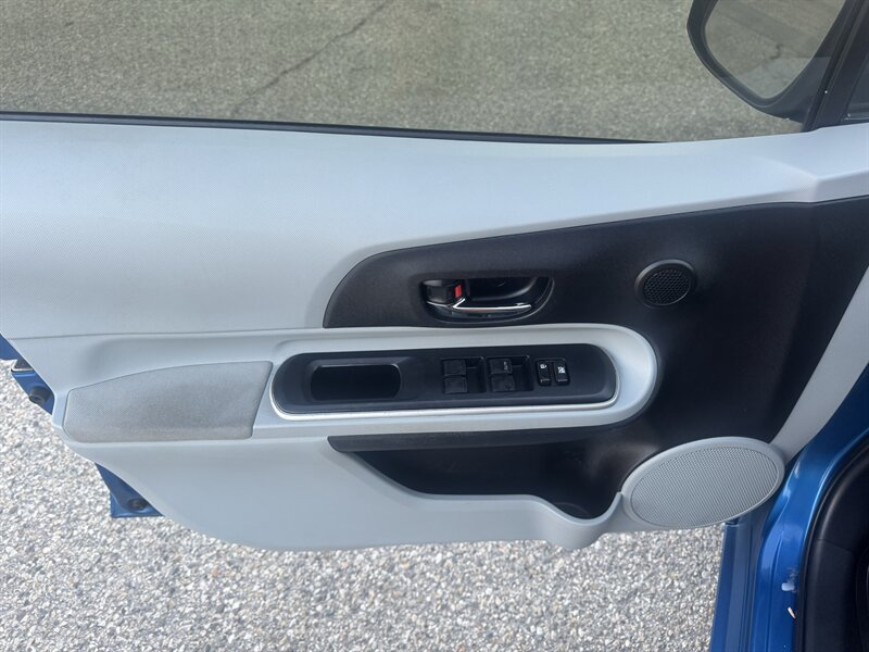 2014 Toyota Prius c One - Photo 13 - Meridian, ID 83642