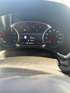 2020 Chevrolet Equinox LT - Photo 5 - Topeka, KS 66619