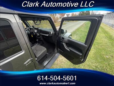 2018 Jeep Wrangler JK Unlimited Sahara   - Photo 11 - Plain City, OH 43064