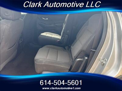 2019 Chevrolet Traverse LT Cloth   - Photo 13 - Plain City, OH 43064
