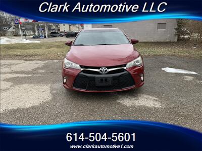 2015 Toyota Camry LE   - Photo 2 - Plain City, OH 43064
