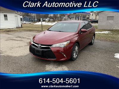 2015 Toyota Camry LE   - Photo 1 - Plain City, OH 43064