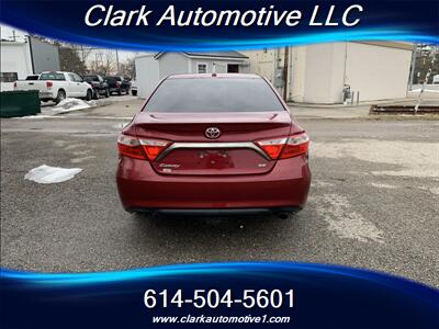 2015 Toyota Camry LE   - Photo 5 - Plain City, OH 43064