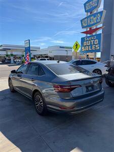 2019 Volkswagen Jetta SEL - Photo 4 - Phoenix, AZ 85008