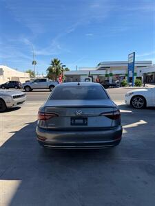 2019 Volkswagen Jetta SEL - Photo 12 - Phoenix, AZ 85008