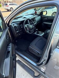 2018 Chevrolet Colorado LT   - Photo 9 - Phoenix, AZ 85008