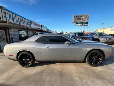 2018 Dodge Challenger SXT   - Photo 6 - Phoenix, AZ 85008