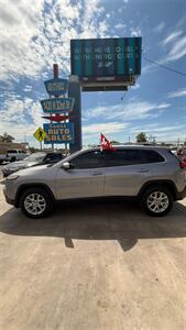 2018 Jeep Cherokee Latitude Plus - Photo 2 - Phoenix, AZ 85008