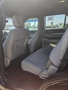 2018 Ford Explorer XLT - Photo 6 - Phoenix, AZ 85008