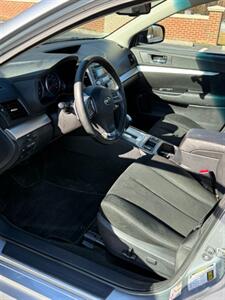 2013 Subaru Legacy 2.5i Premium   - Photo 6 - Richmond, VA 23233