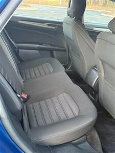 2018 Ford Fusion SE - Photo 9 - Richmond, VA 23233