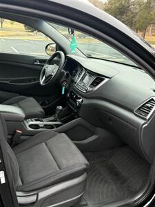 2016 Hyundai Tucson sport utility   - Photo 9 - Richmond, VA 23233