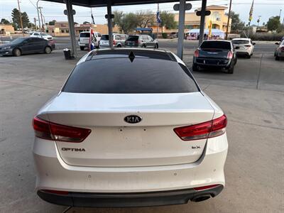 2016 Kia Optima EX   - Photo 4 - Tucson, AZ 85705
