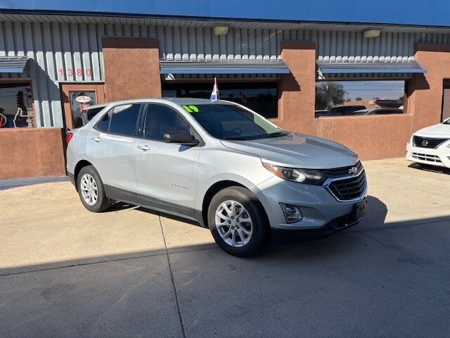2019 Chevrolet Equinox LS   - Photo 1 - Tucson, AZ 85705