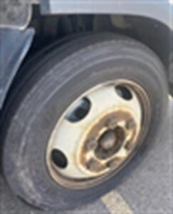 2021 Isuzu NQR   - Photo 8 - Geneva, OH 44041