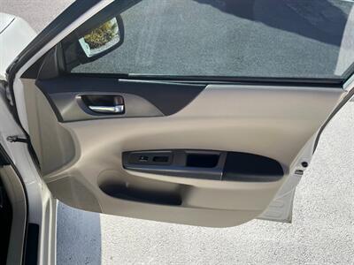 2011 Subaru Impreza 2.5i   - Photo 8 - Winchester, VA 22601