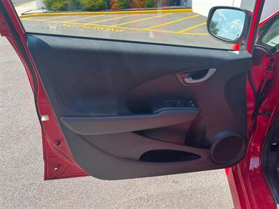 2010 Honda Fit Sport   - Photo 9 - Winchester, VA 22601