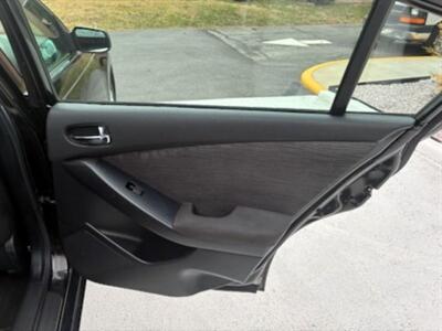 2010 Nissan Altima Hybrid   - Photo 6 - Winchester, VA 22601