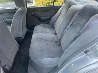 2001 Honda Civic LX   - Photo 10 - Winchester, VA 22601