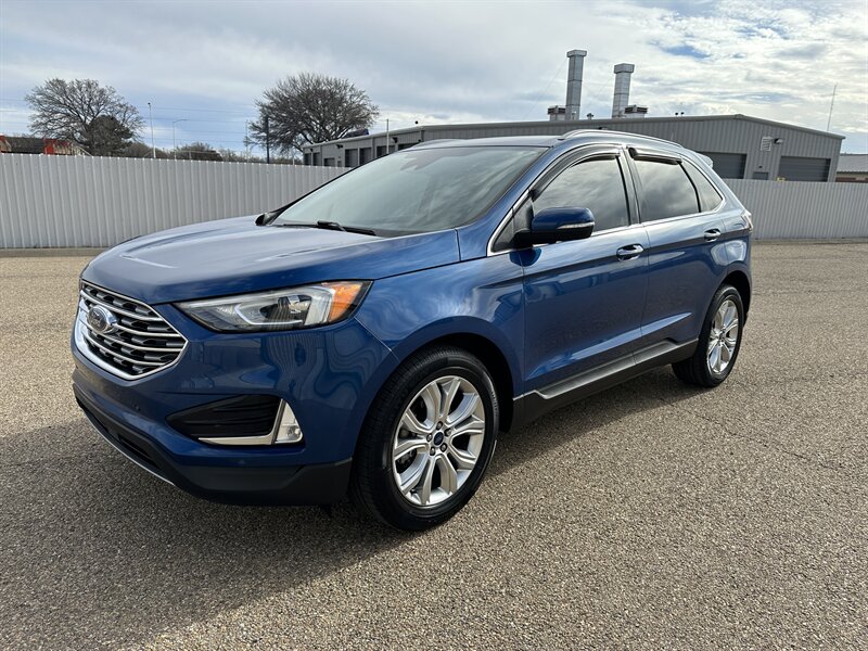2020 Ford Edge Titanium   - Photo 1 - Amarillo, TX 79109