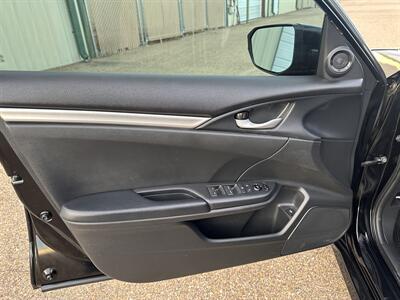 2019 Honda Civic Sport   - Photo 9 - Amarillo, TX 79109