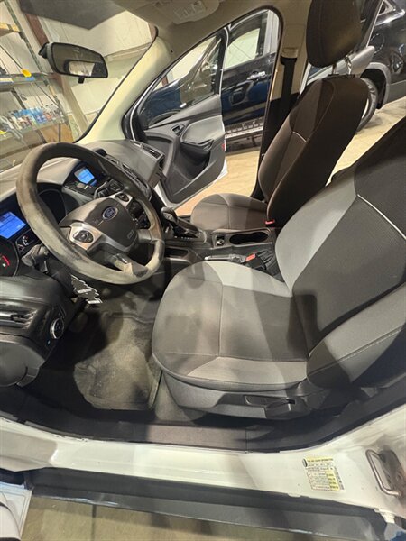 2013 Ford Focus S - Photo 16 - New Castle, DE 19720