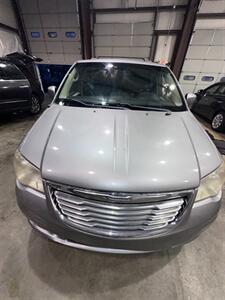 2013 Chrysler Town and Country Touring Minivan