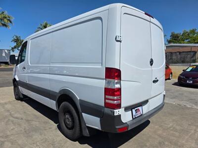 2016 Mercedes-Benz Sprinter Worker Standard Roof w/144  WB Van 3D   - Photo 5 - Sacramento, CA 95821