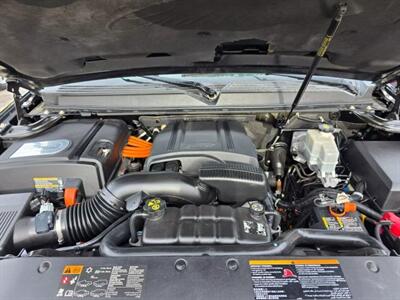 2011 Cadillac Escalade Hybrid Hybrid Sport Utility 4D   - Photo 33 - Sacramento, CA 95821