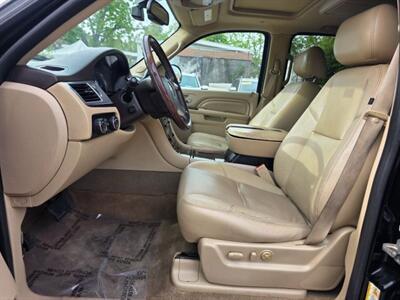 2011 Cadillac Escalade Hybrid Hybrid Sport Utility 4D   - Photo 12 - Sacramento, CA 95821