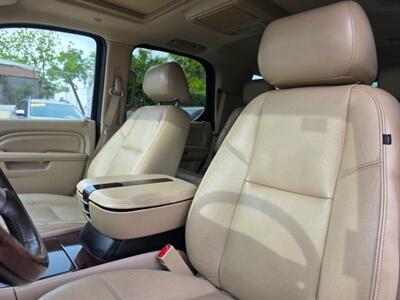 2011 Cadillac Escalade Hybrid Hybrid Sport Utility 4D   - Photo 14 - Sacramento, CA 95821
