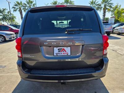 2017 Dodge Grand Caravan SXT Minivan 4D   - Photo 6 - Sacramento, CA 95821
