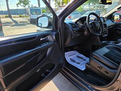 2017 Dodge Grand Caravan SXT Minivan 4D   - Photo 10 - Sacramento, CA 95821