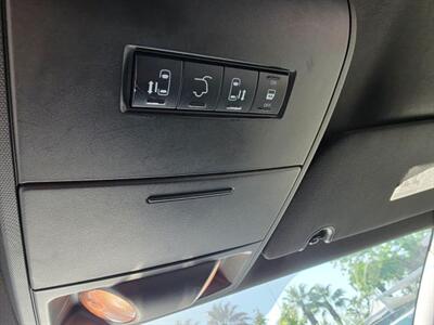 2017 Dodge Grand Caravan SXT Minivan 4D   - Photo 22 - Sacramento, CA 95821