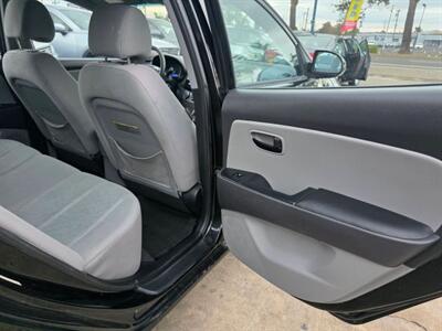 2010 Hyundai ELANTRA GLS Sedan 4D   - Photo 21 - Sacramento, CA 95821