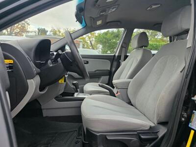2010 Hyundai ELANTRA GLS Sedan 4D   - Photo 11 - Sacramento, CA 95821