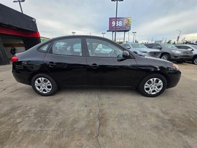 2010 Hyundai ELANTRA GLS Sedan 4D   - Photo 8 - Sacramento, CA 95821