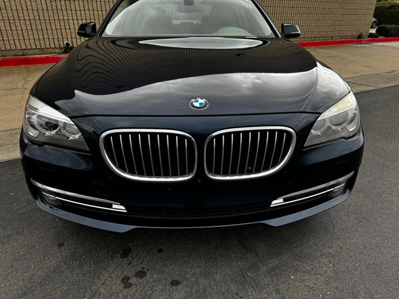 2013 BMW 7 Series 740i