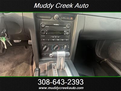 2006 Ford Mustang V6 Premium - Photo 6 - Merna, NE 68856