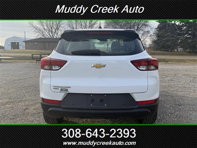 2021 Chevrolet Trailblazer LS   - Photo 4 - Merna, NE 68856